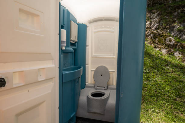 Best Portable Toilets with Baby Changing Stations  in Milwaukie, OR